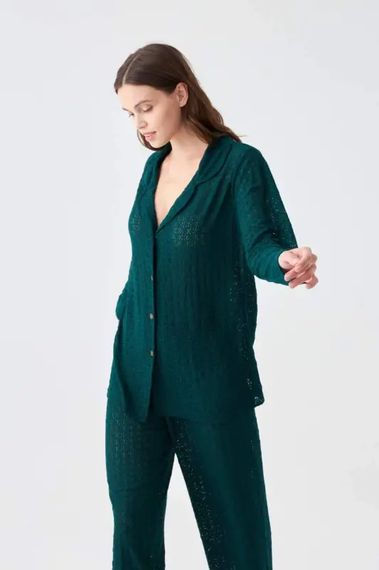 Akbeniz Women's Emerald Green Button-Down Relaxed Fit Pajama Set - 4