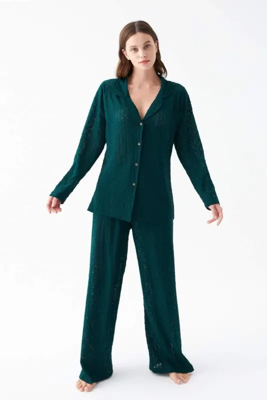 Akbeniz Women's Emerald Green Button-Down Relaxed Fit Pajama Set - 2
