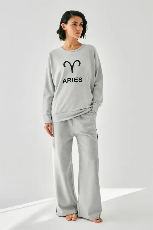 Akbeniz Women's Gray Aries Oversize 2 Yarn Tracksuit Loungewear Set - 1