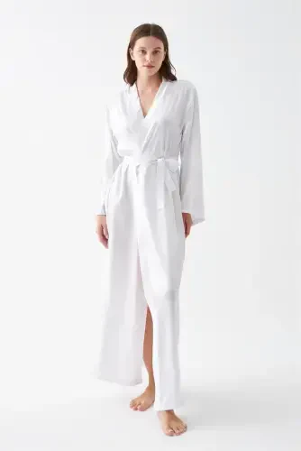 Akbeniz Women's Long White Satin Robe - AKBENIZ (1)