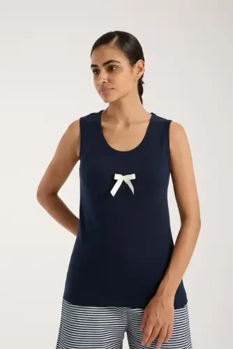 Akbeniz Women's Navy Ribbon Detailed Striped Pajama Set with Shorts - 6