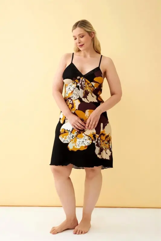 Akbeniz Women's Plus Size Black Floral Patterned Tank Top Nightdress - AKBENIZ