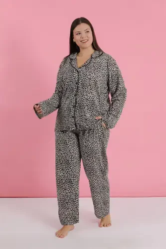Akbeniz Women's Plus Size Leopard Print Buttoned Pajama Set 