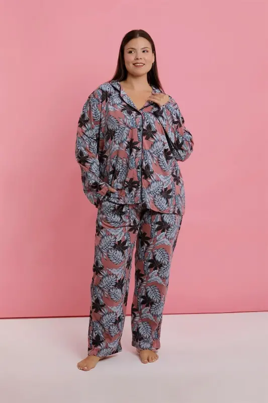 Akbeniz Women's Plus Size Salmon Leaf Patterned Buttoned Pajama Set - 1
