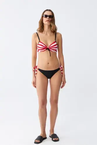 Akbeniz Women's Side Tie Halter Neck Padded Bowknot Bikini Set Red 35014 - 9