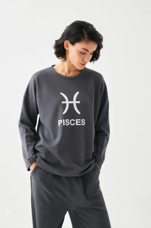 Akbeniz Women's Smoke Fish Sign Oversize 2 Yarn Tracksuit Homewear Set - 4