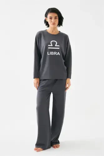 Akbeniz Women's Smoked Gray Libra Oversize 2 Thread Tracksuit Loungewear Set - 1