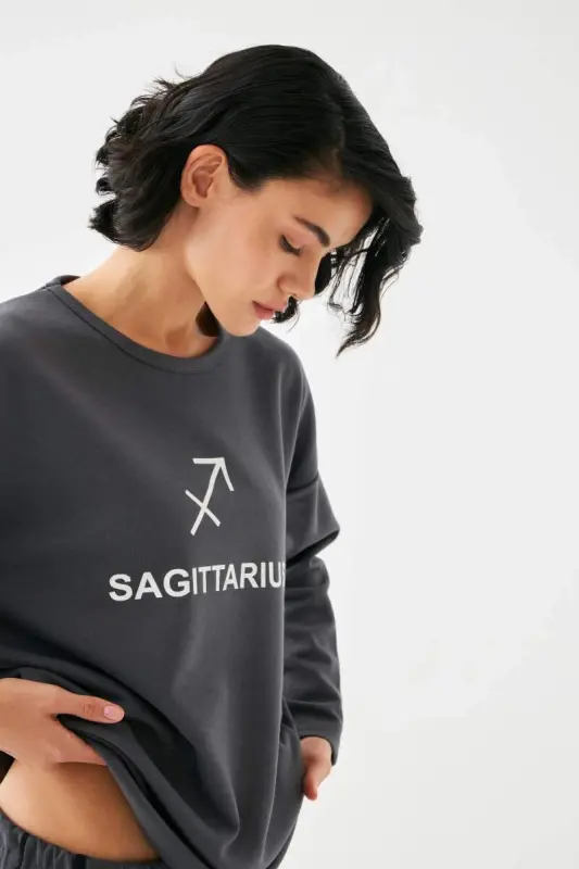 Akbeniz Women's Smoked Gray Sagittarius Oversize 2 Thread Tracksuit Loungewear Set - 2