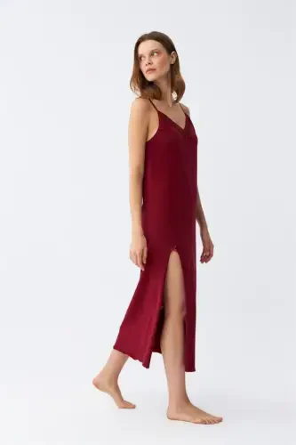 Akbeniz Women's Spaghetti Strap Burgundy Long Nightgown 901 