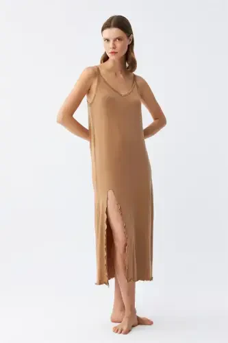 Akbeniz Women's Spaghetti Strap Slit Long Milk Coffee Nightgown 90119 - 4