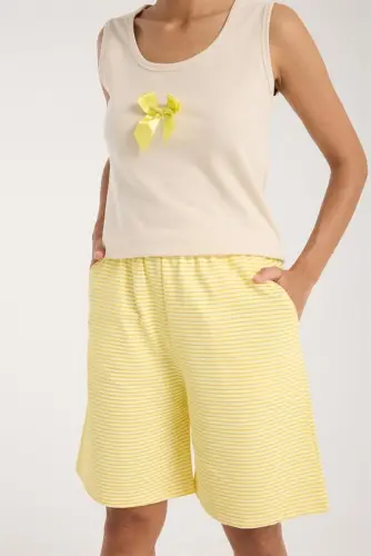 Akbeniz Women's White Ribbon Detailed Yellow Striped Shorts Pajama Set - 4