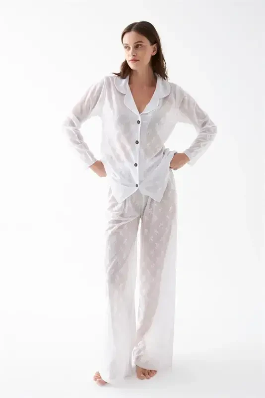Akbeniz Women's White Transparent Jacquard Buttoned Pajama Set - 3