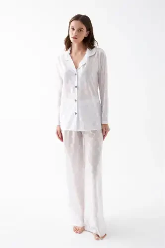 Akbeniz Women's White Transparent Jacquard Buttoned Pajama Set - 5