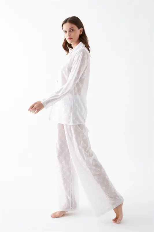 Akbeniz Women's White Transparent Jacquard Buttoned Pajama Set - 6