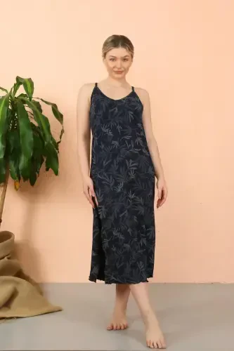 Акбениз Женская Ночная Сорочка на Тонких Бретелях с Разрезом Длинная Темно-Синяя 90121 - 6