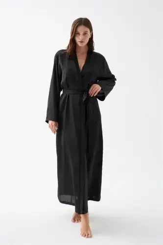 Акбениз Женский Длинный Черный Атласный Халат - 4
