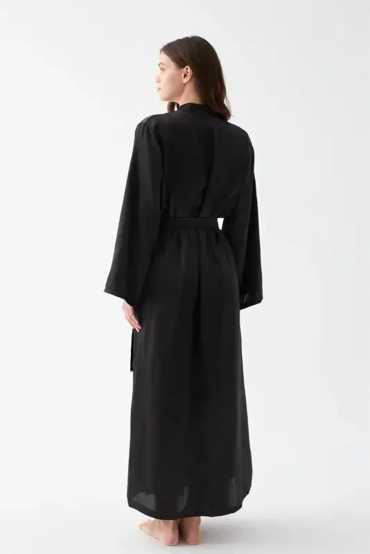 Акбениз Женский Длинный Черный Атласный Халат - 5