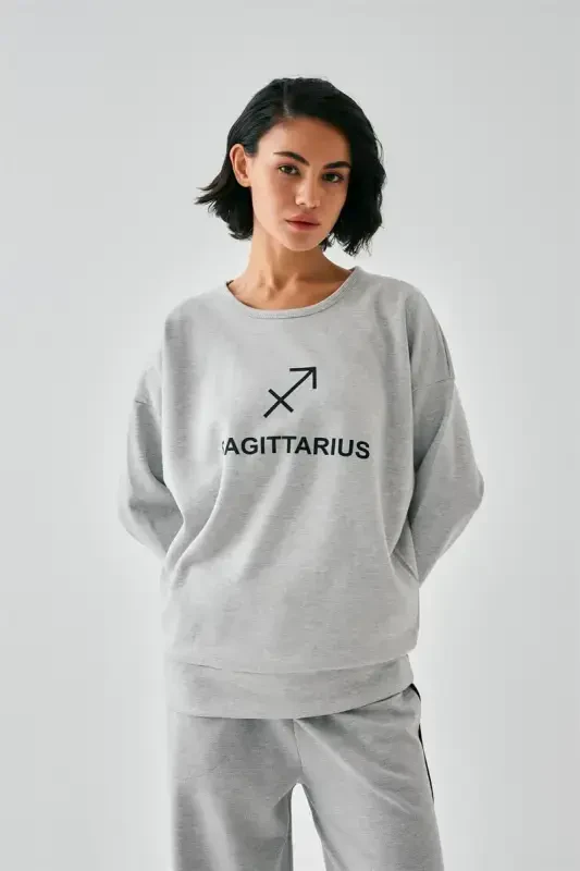 Акбениз Женский Серый Стрелец Oversize Двойка Домашний Костюм - 4