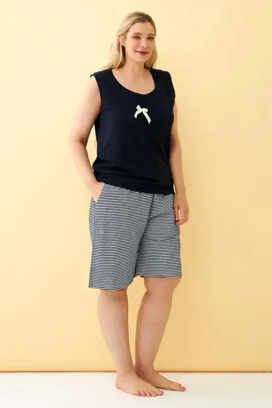 Акбениз Женский Темно-синий Комплект Пижамы Большого Размера с Шортами и Деталями Ленты - 3