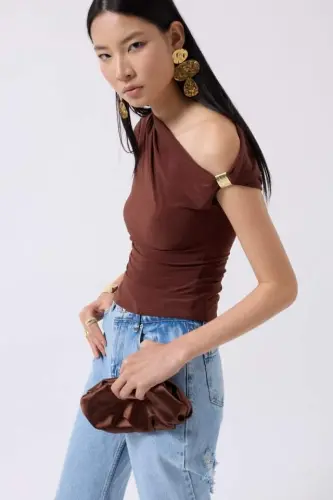 Aksesuar Detay Cutout Bluz - 3