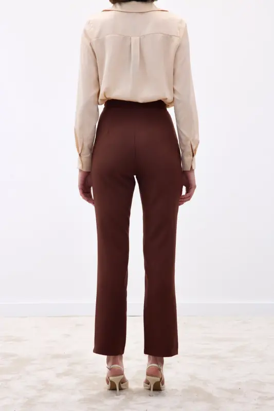 Aksesuar Detaylı Pantolon - Kahve - Kahve - 7