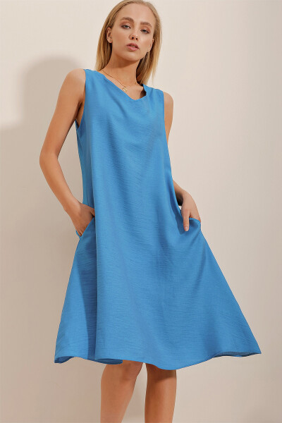 ALC-X10341 Women's V-Neck Double Pocket Aerobic Woven Dress - 2