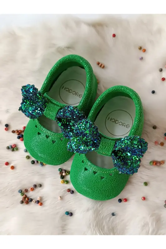 Alice Green Genuine Leather Baby Moccasin Booties-Grass Green - 1