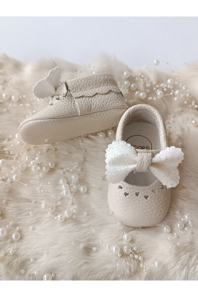 Alice Stone Cream Genuine Leather Baby Moccasin Slippers - 1