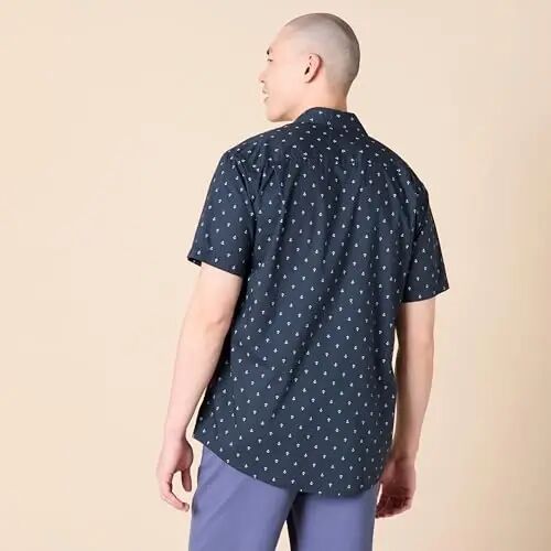 Amazon Essentials Men's Regular-Fit Short Sleeve Collared Button Down Shirt - Amazon Essentials (1)