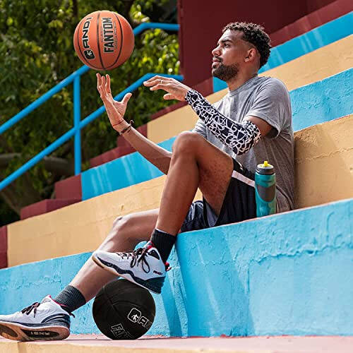 AND1 Fantom Kauçuk Basketbol - Resmi Boyut Sokak Basketbolu, Kapalı ve Açık Basketbol Oyunları İçin Yapılmış, Şişmiş Olarak Satılıyor, Siyah, Boyut 7 - 4