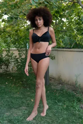 Angelino ayollar uchun kamonli qora bikininiy to'plami 35011 - 3