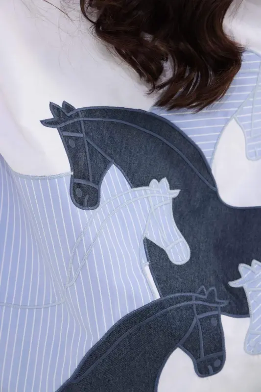 Angelino Большой Размер Задняя Лошадь Вышивка Деталь Oversize Белая Рубашка - 5