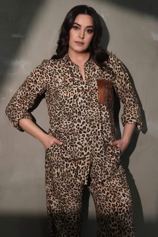 Angelino Katta O'lchamli Leopard Naqshli Tosh Bosma Ko'ylak - 3