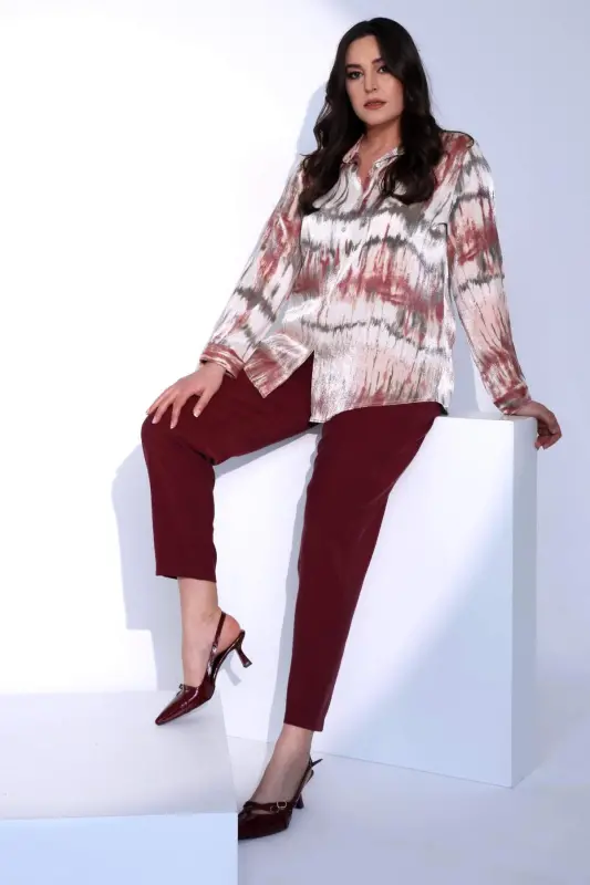 Angelino Plus Size Batik Pattern Powder Shirt - 2