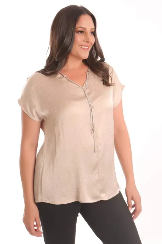 Angelino Plus Size Beige Crushed Satin Blouse with Chain Detail - 1