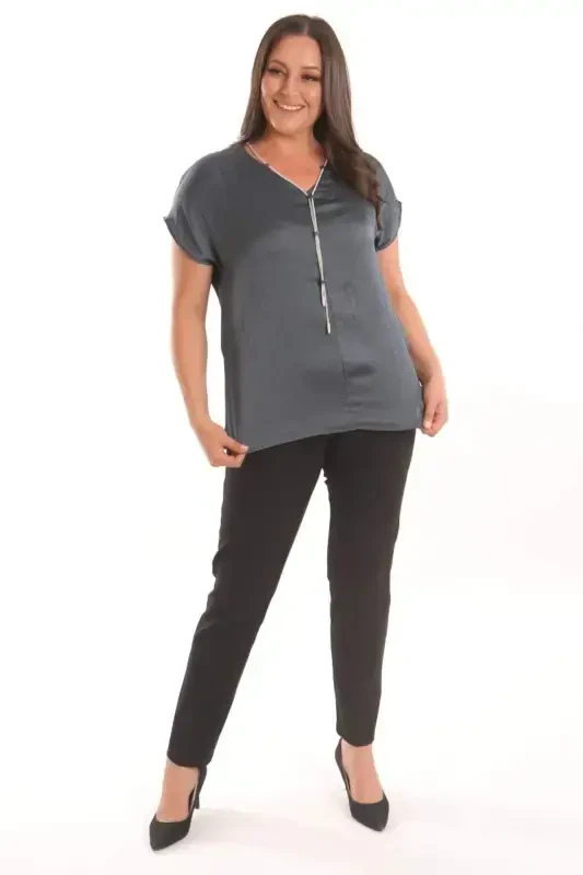 Angelino Plus Size Petrol Green Crash and Chain Detailed Satin Blouse - 2