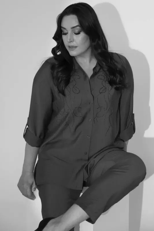 Angelino Plus Size Stone Printed Woven Brown Shirt - 3