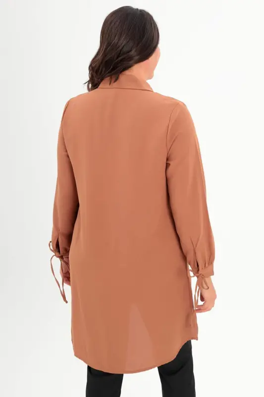 Angelino Büyük Beden Yakası Baget Taşlı Camel Tunik - 5