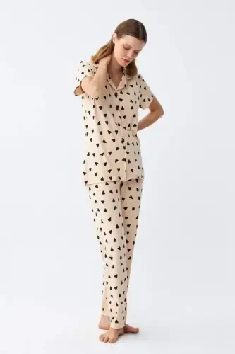 Angelino Women's Cream Heart Patterned Front Buttoned Pajama Set - 4