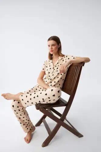 Angelino Women's Cream Heart Patterned Front Buttoned Pajama Set - 6