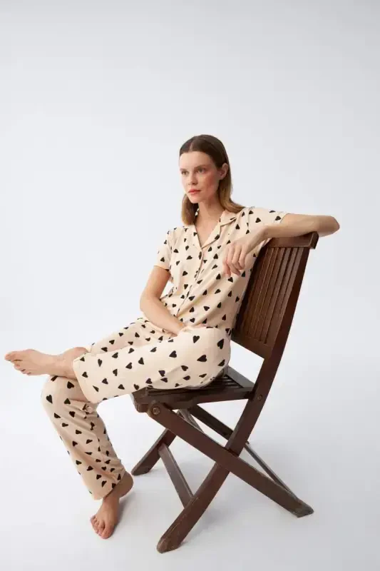 Angelino Women's Cream Heart Patterned Front Buttoned Pajama Set - 6