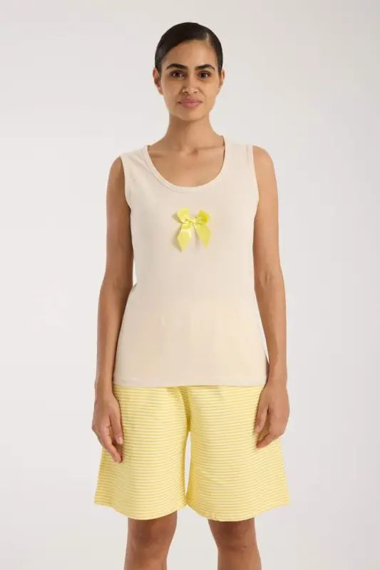 Angelino Women's White Ribbon Detailed Yellow Striped Short Pajama Set - 2
