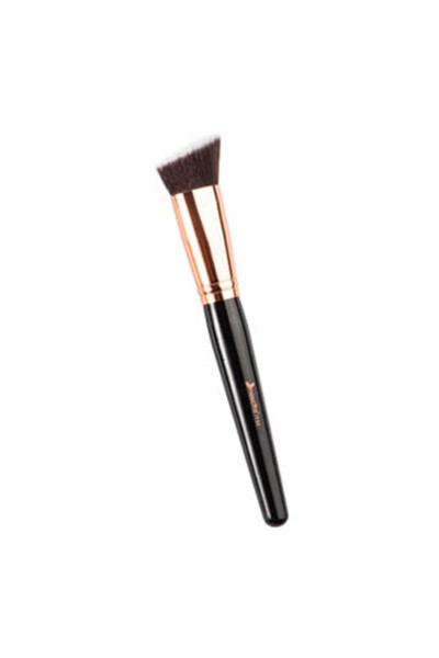 Angled Kabuki Foundation Brush 135 - 1