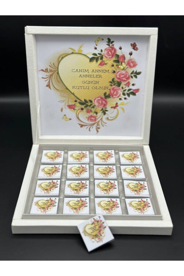 32 Adet Sütlü Madlen Çikolata – Anneler Günü Doğum Günü Sevgiliye Hediye Kutusu Kombini - 4