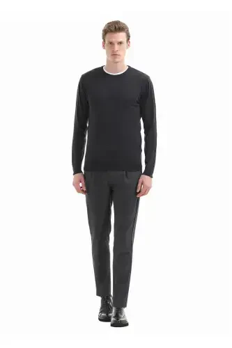Anthracite Crew Neck Plain Knit %100 Wool Knitwear - RAMSEY (1)