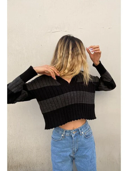 Anthracite V-Neck Striped Crop Women's Sweater MG1441 - 4