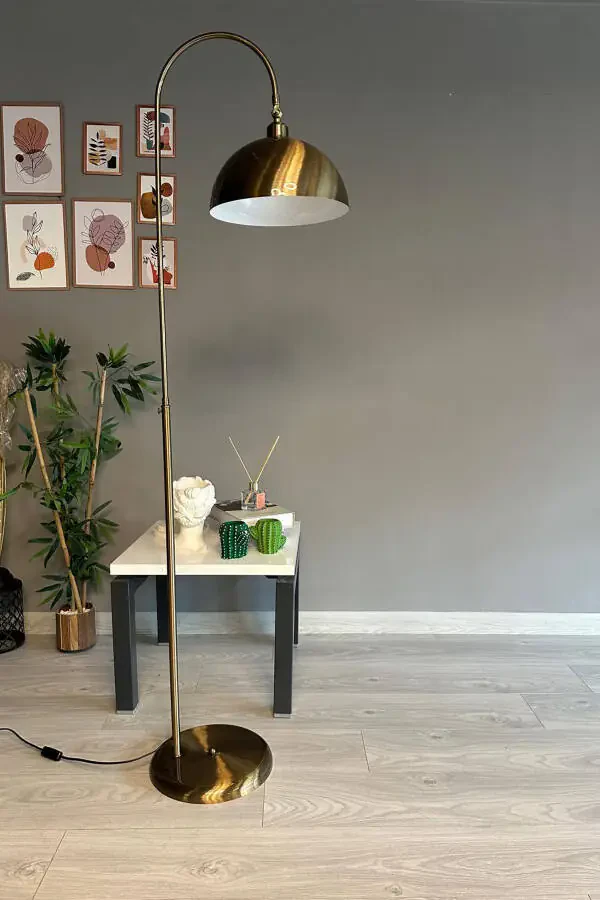 Antique Floor Lamp with Adjustable Head Modern Decorative Metal Living Room Study Room Floor Lamp - 5