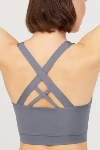 Antrasit Rangli Engil Qo'llab-quvvatlovchi Orqa Tafsilotli To'ldirilgan Sport Bra Crisscross - 6