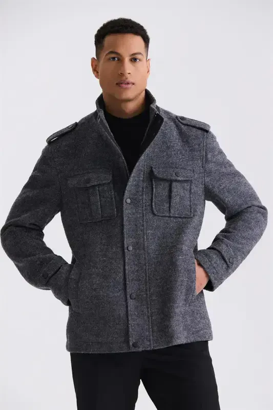 Antrasit rangli Slim Fit to'g'ri yoqali epauletli naqshlangan sport kaşmir palto - 1