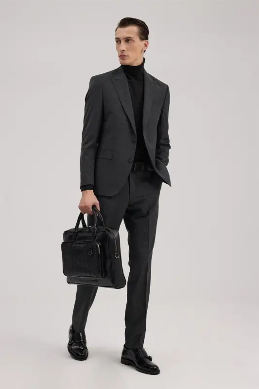 Antrasit Slim Fit Kırlangıç Yaka Çizgili Takım Elbise - 1